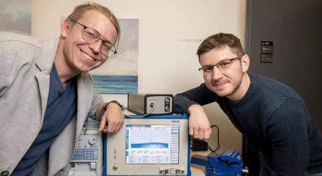 Swiss Startup - Enlightra Additional Image